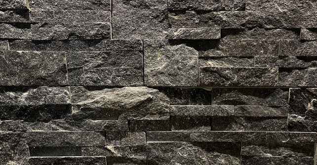 Quartzite Ledge Stone Veneer: Midnight Black: 4 sqft/box